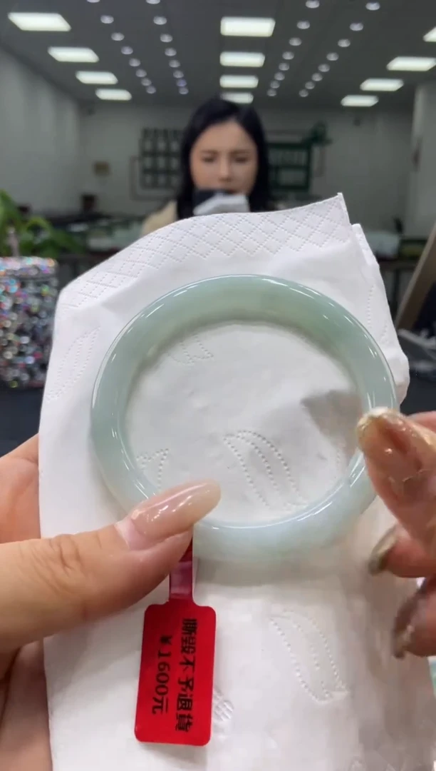 未镶嵌手镯翡翠0001700