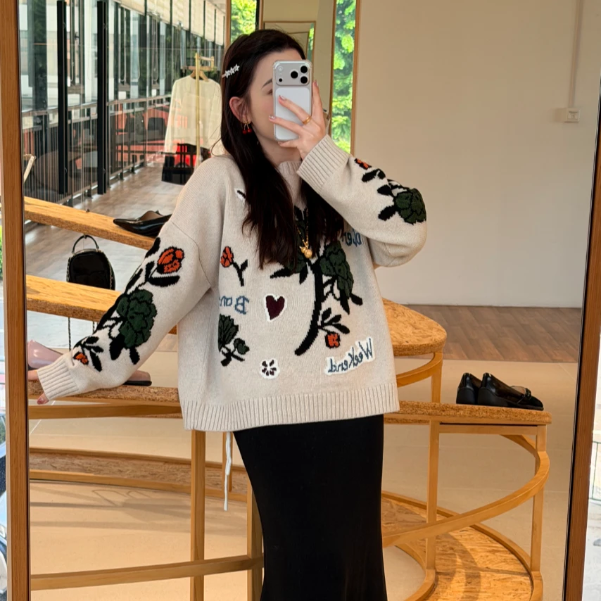 TUSCAN'S CREATIONS纯羊毛圆领针织秋季常规款薄款绣花针织衫毛衣