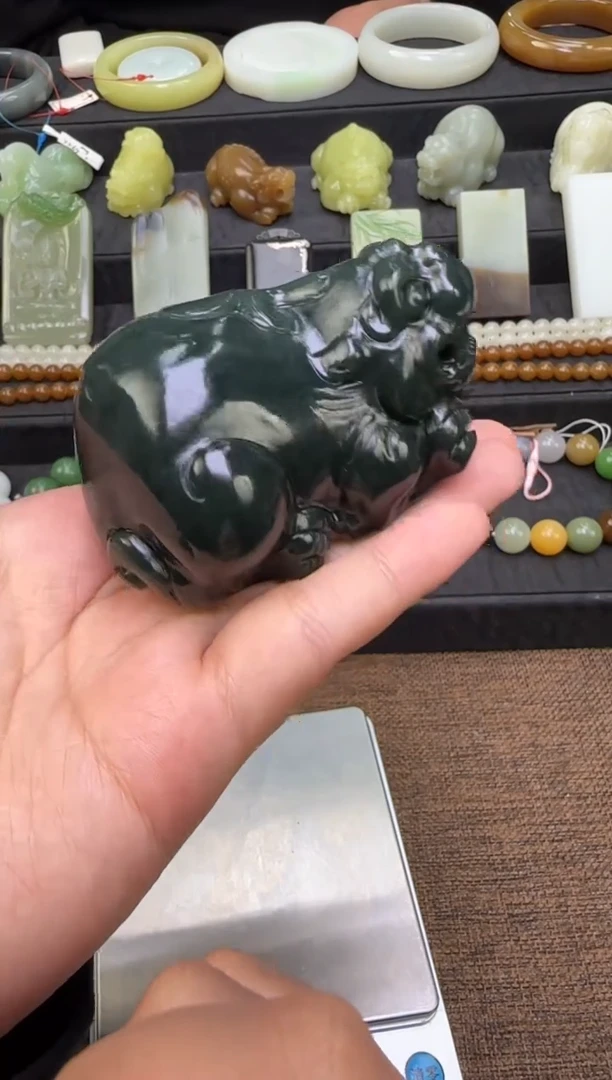 未镶嵌和田玉把件千*把件