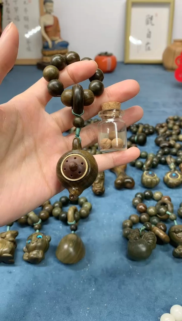 【闪购商品】维腊木（绿檀）把件把把壶香囊 送1瓶香丸