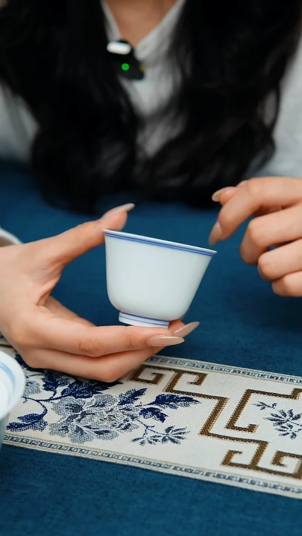 【闪购商品】撇口双线花神杯（不退不换）