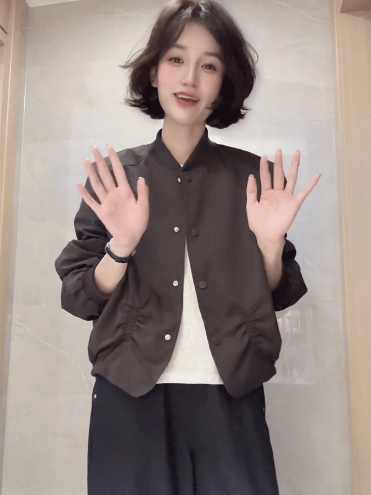 设计感立领休闲单排扣褶皱短款外套女2025秋季新款显瘦夹克上衣潮