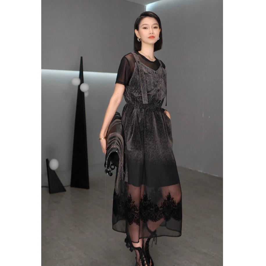 鑫鑫 洋气衣服女时尚渐变拼接收腰v领吊带连衣裙夏季新款裙子1371