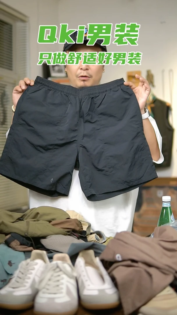 黑色短裤 150-160 斤-沙沙面料