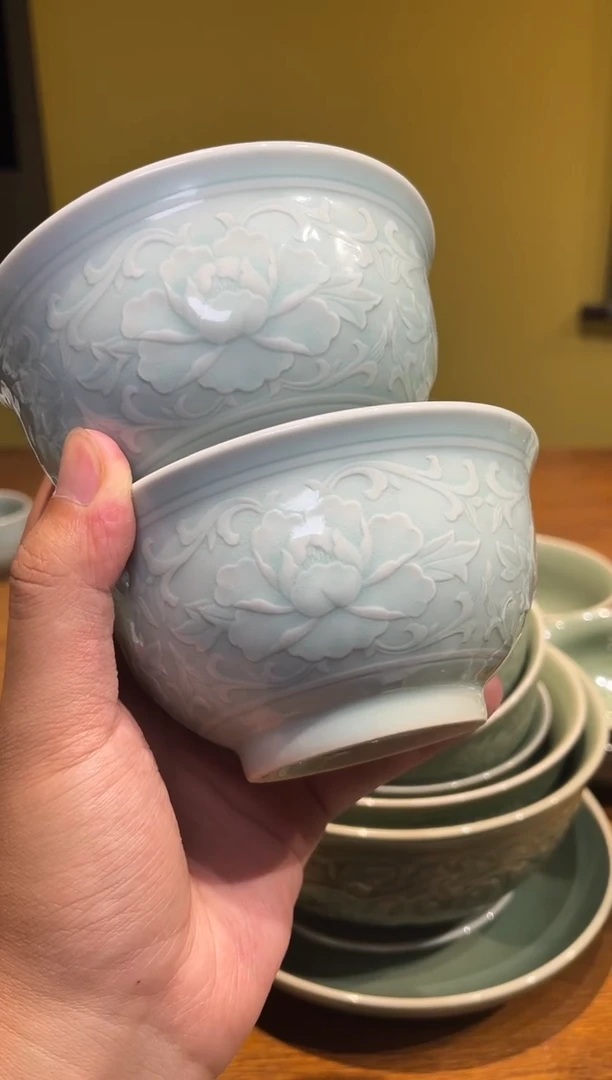 微瑕天青4.7牡丹碗4只