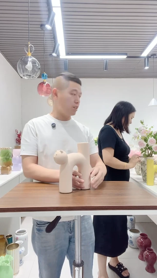 微瑕猫猫粉色 尾货花瓶处理价