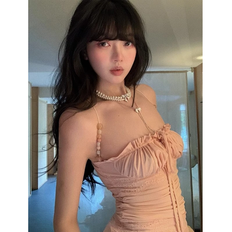 淡粉色吊带背心女夏季外穿设计感蕾丝拼接修身显瘦气质高级感上衣