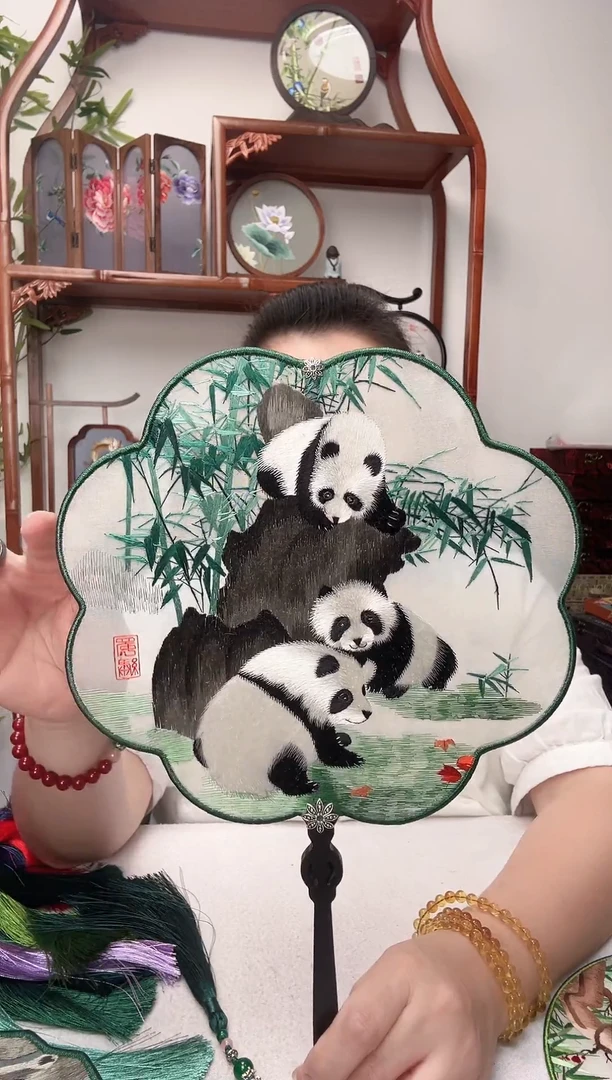 刺绣团扇--手工绣花---双面绣花