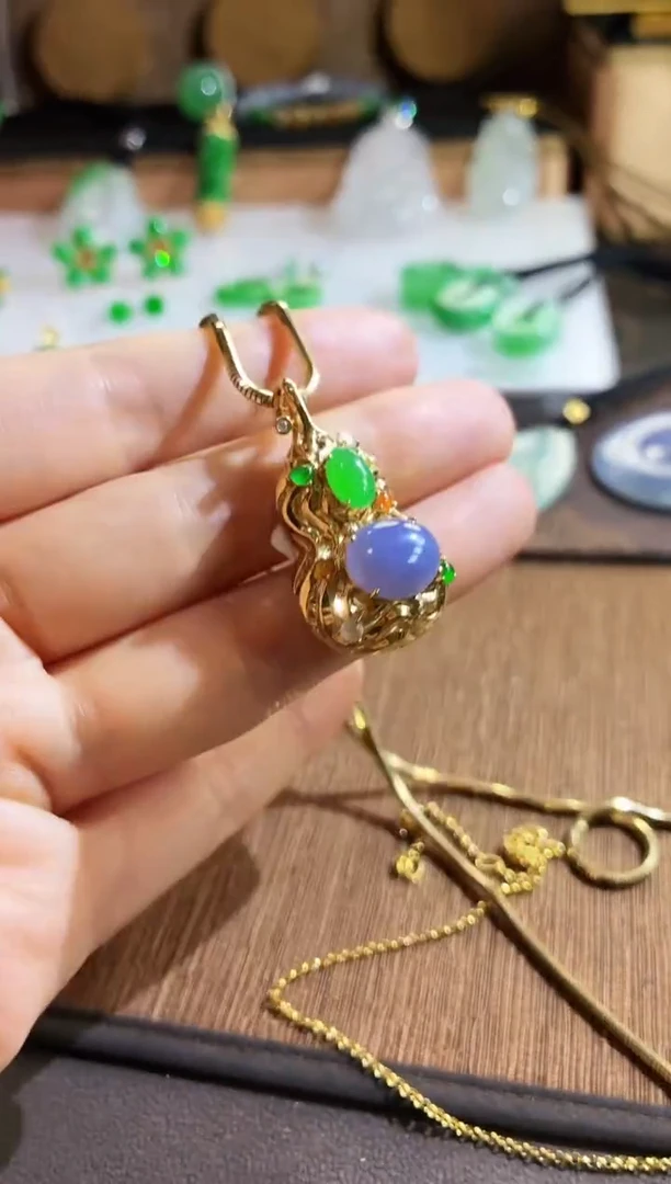 翡翠18K金镶嵌吊坠(不含链)吊坠