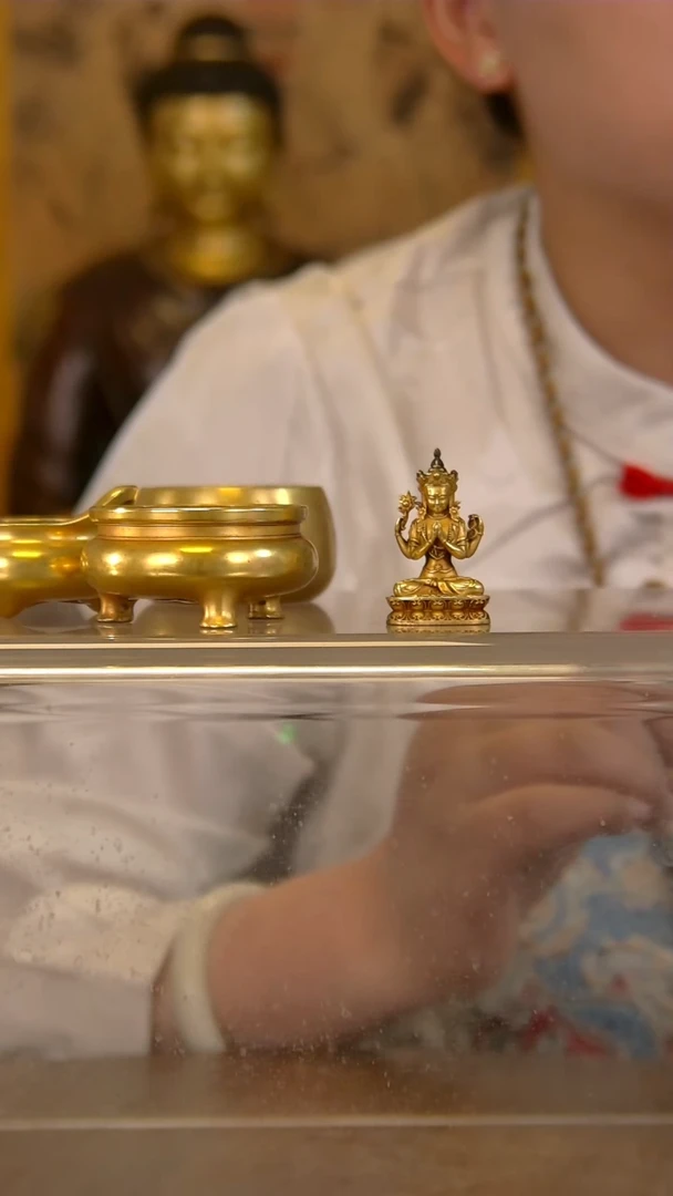 紫铜鎏金   四臂观音-W