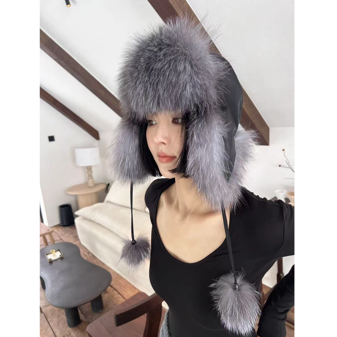 11月25日10:00FORNI 狐狸毛帽子法式经典复古