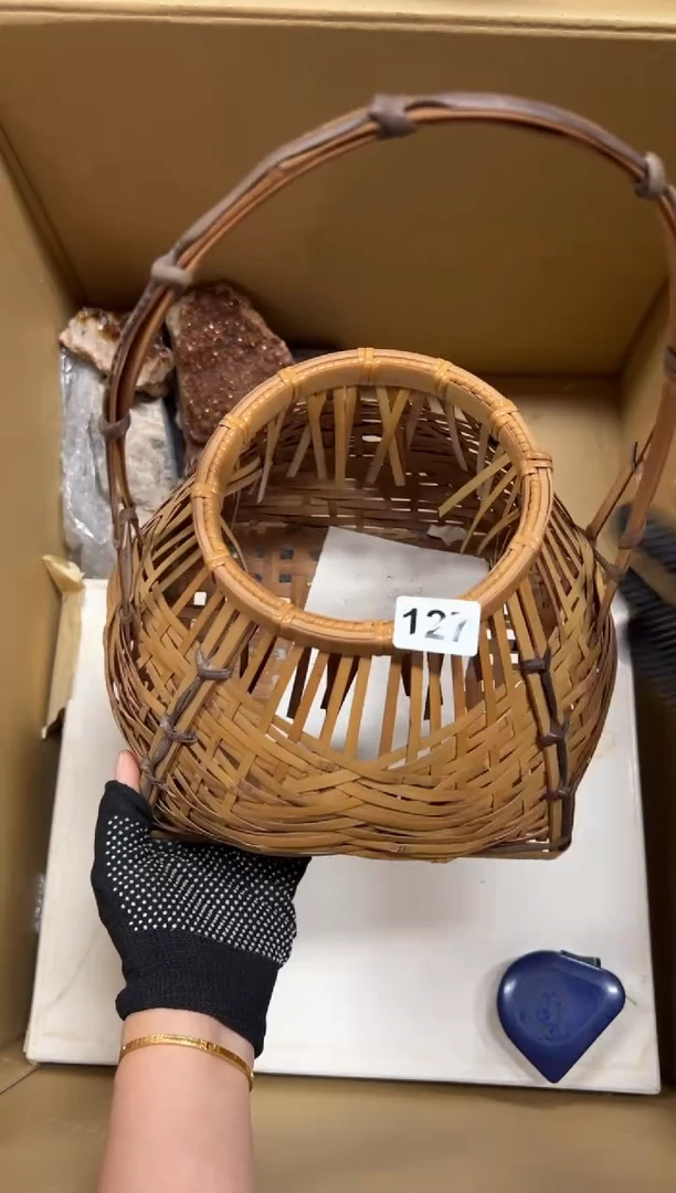 瓷片上***猫127中古商品谨慎参拍
