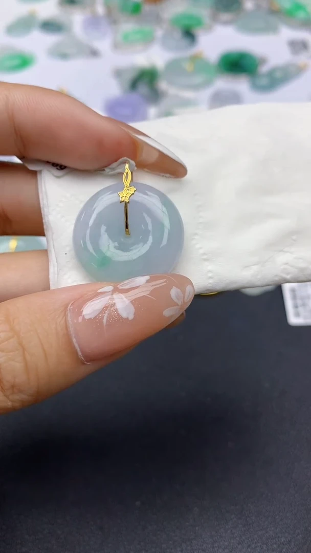 颈饰18K金镶嵌翡翠天然缅甸a货翡翠百元以上9元证书费自理