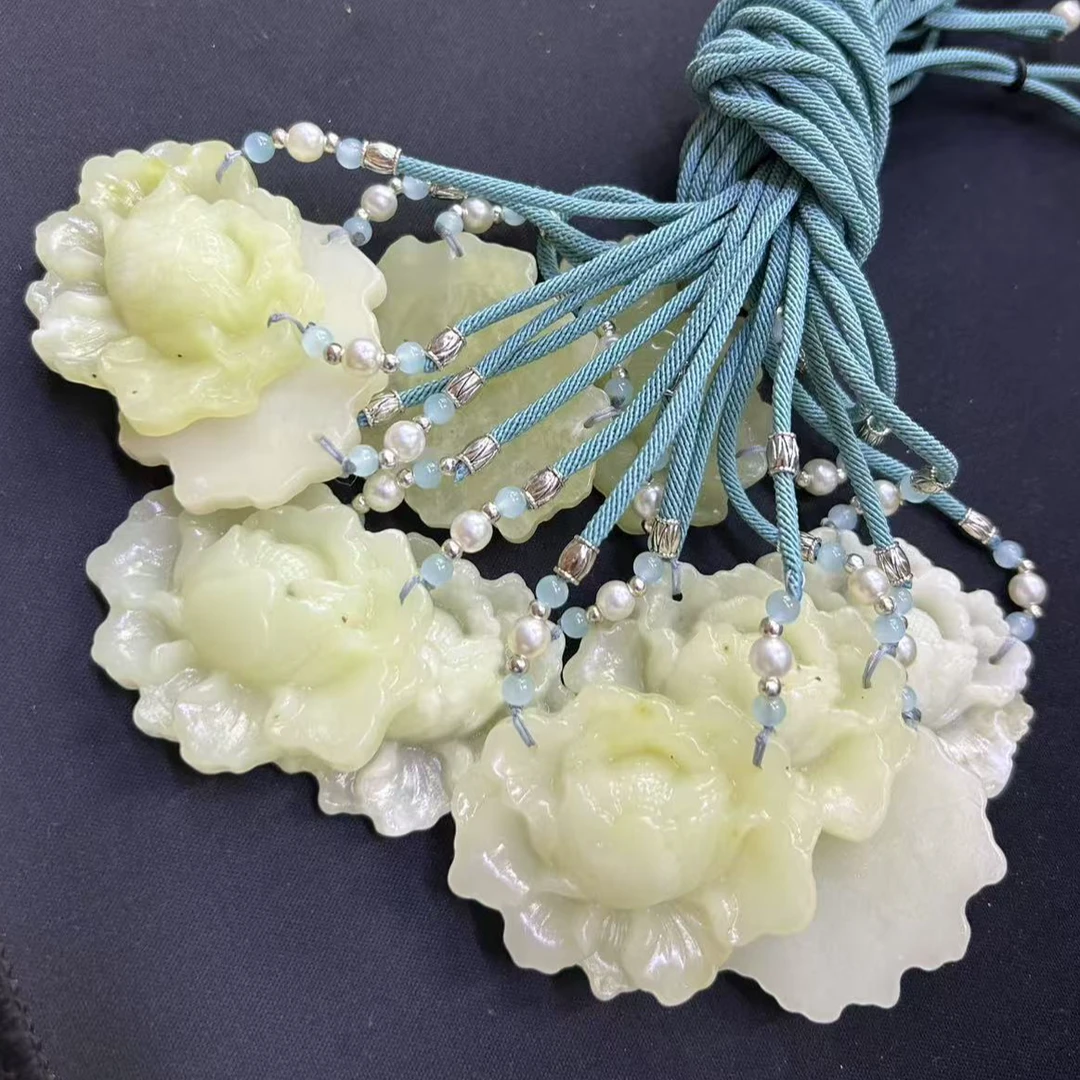 岫玉牡丹花颈饰  （多样性发货发一件）