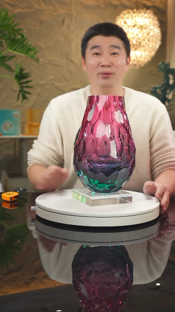 【闪购商品】摆件金红蓝凹切面花瓶