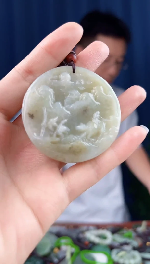 未镶嵌和田玉挂件拍一发一，多样性发货