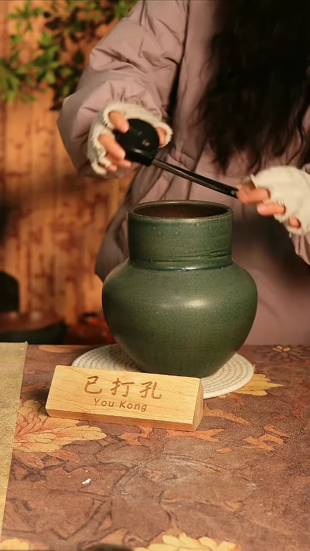 陶瓷24-78高22口12误差2已打孔孤品