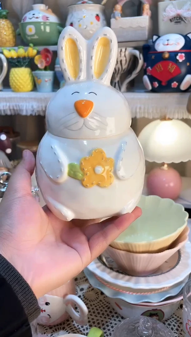 【闪购商品】瓷片兔子罐 质量好发货快放心拍