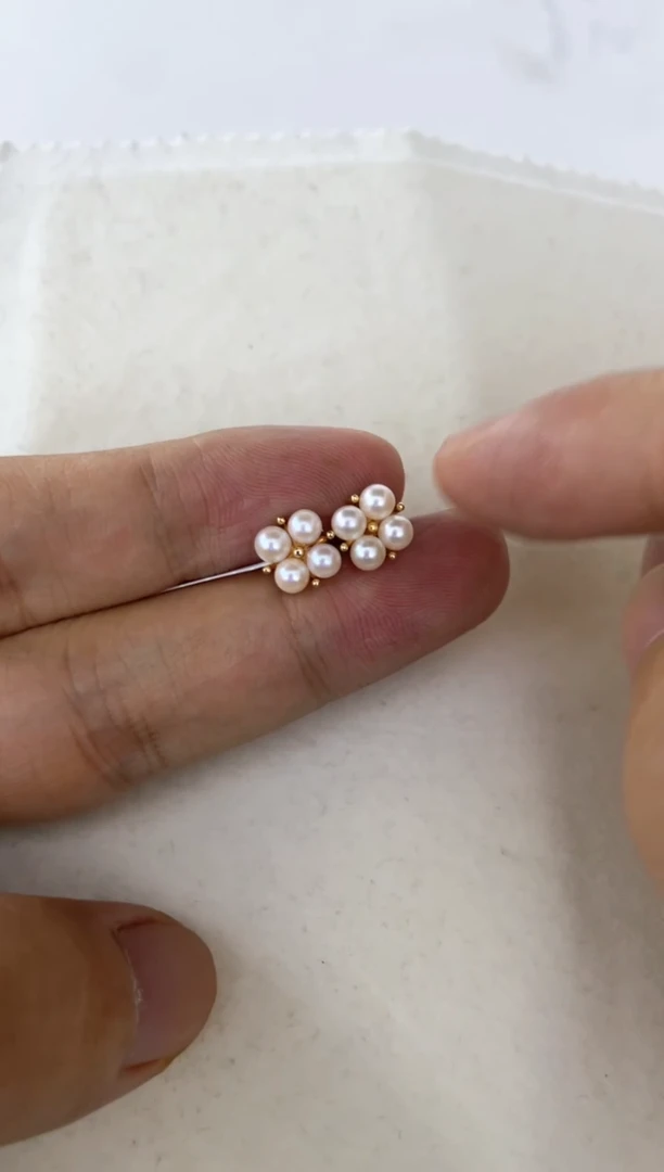 银S925镶嵌海水珍珠耳饰耳钉