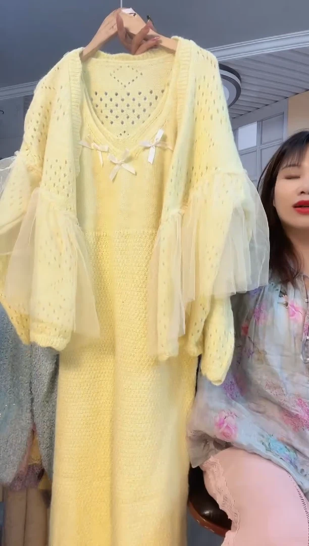 毛衣小小月精选服饰
