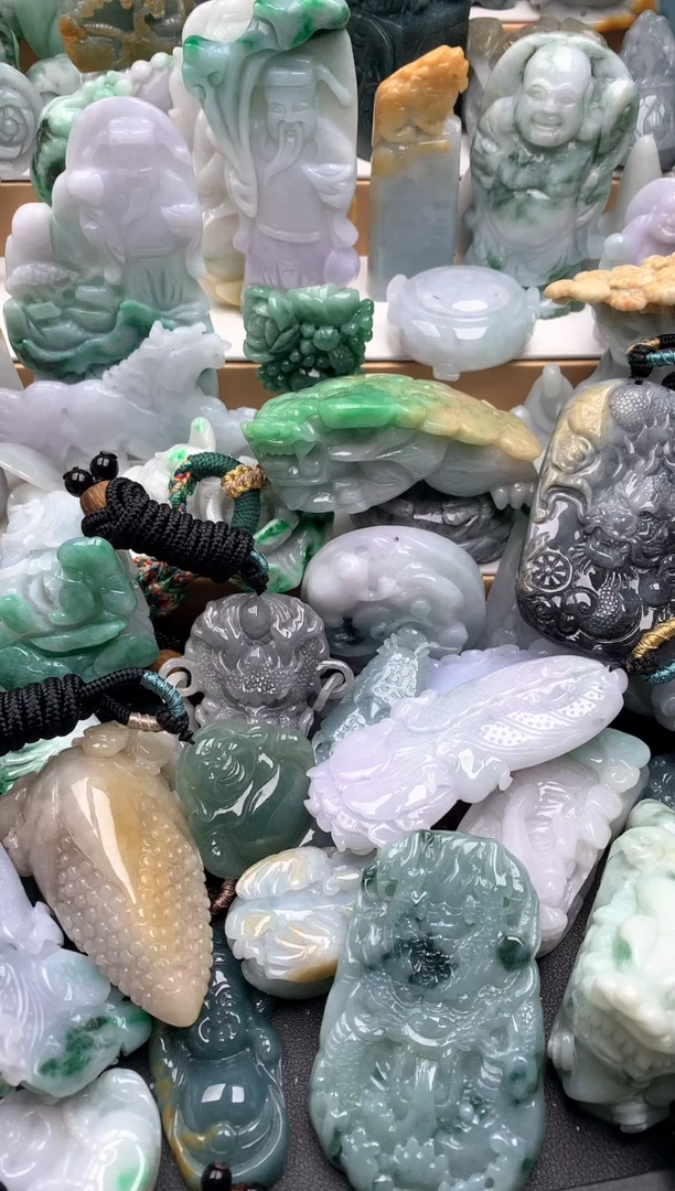 吊坠(不含链)未镶嵌翡翠1