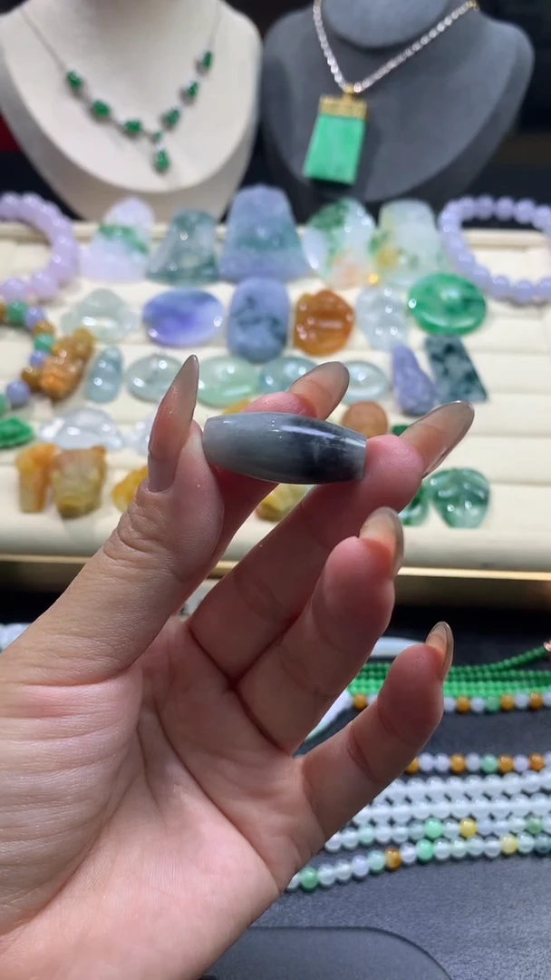 【闪购商品】定制翡翠未镶嵌翡翠