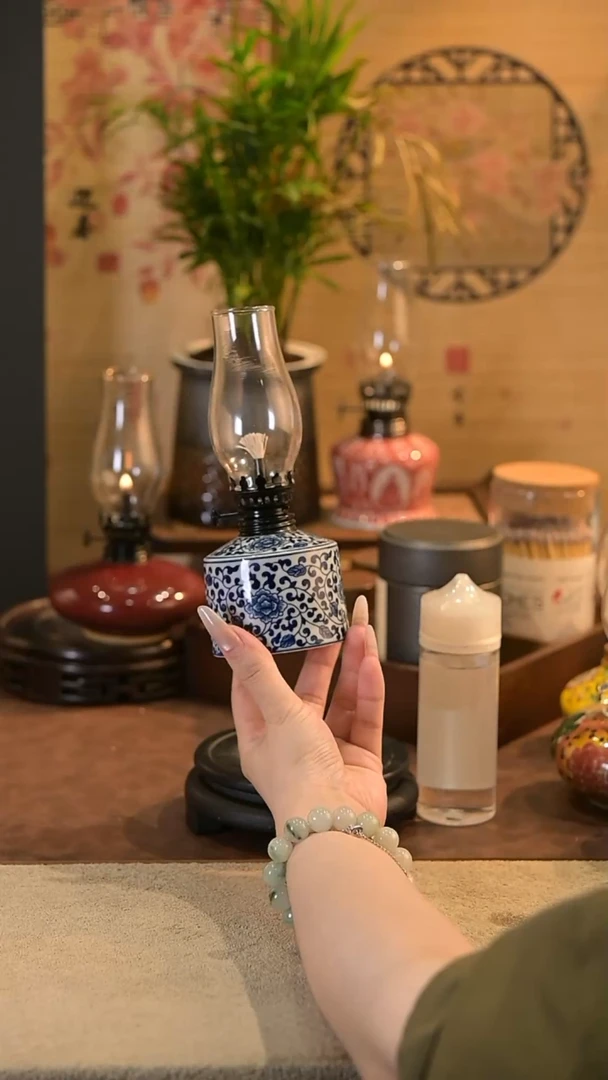 景德镇陶瓷油灯摆件