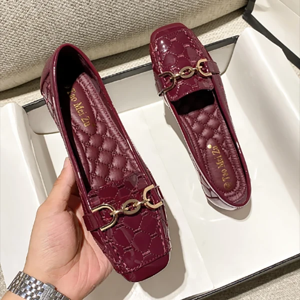 【Azu专属】法式金属扣软底豆豆鞋女2025新款平底漆皮乐福方头单鞋