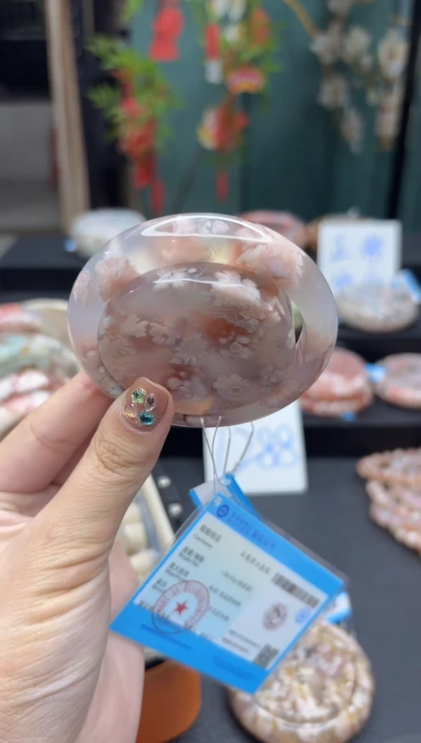 【闪购商品】石英质玉手镯未镶嵌125（54圈赠送镯心）