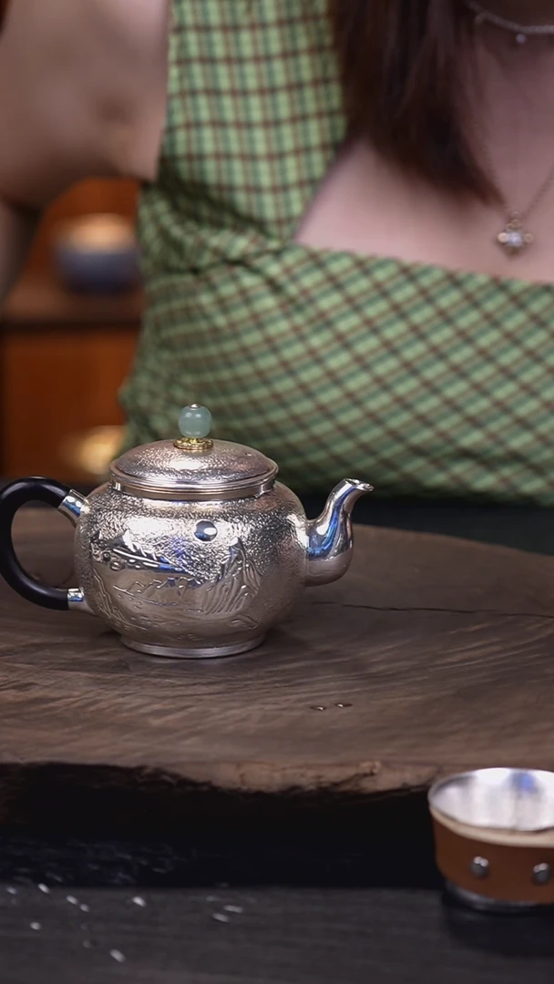 手工锤纹山水泡茶壶