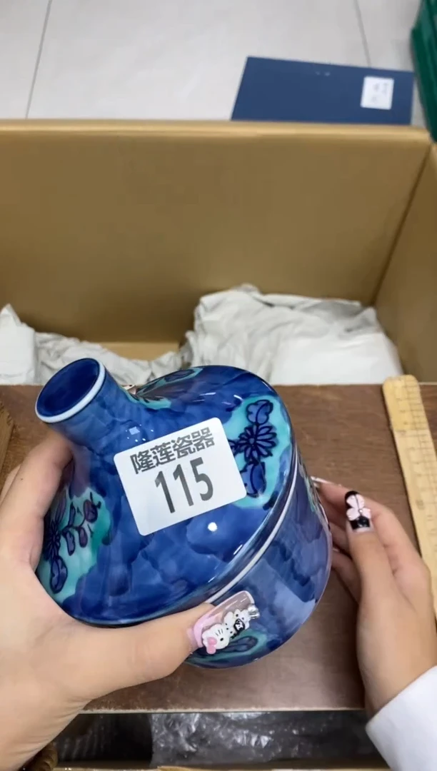 瓷片**隆莲瓷器欢迎大家