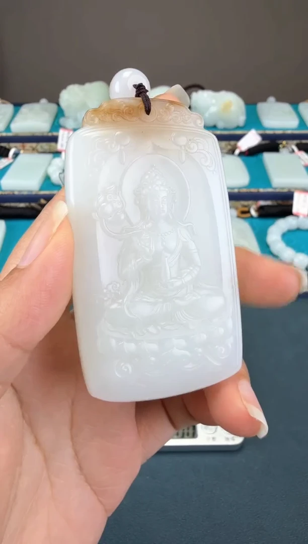 颈饰未镶嵌和田玉1