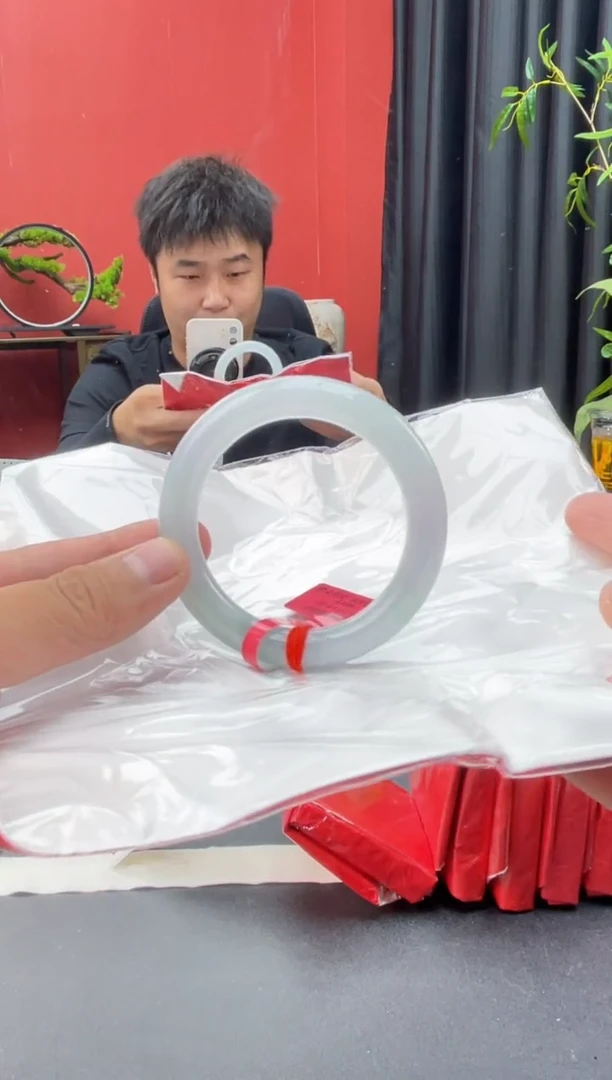 未镶嵌手镯翡翠10