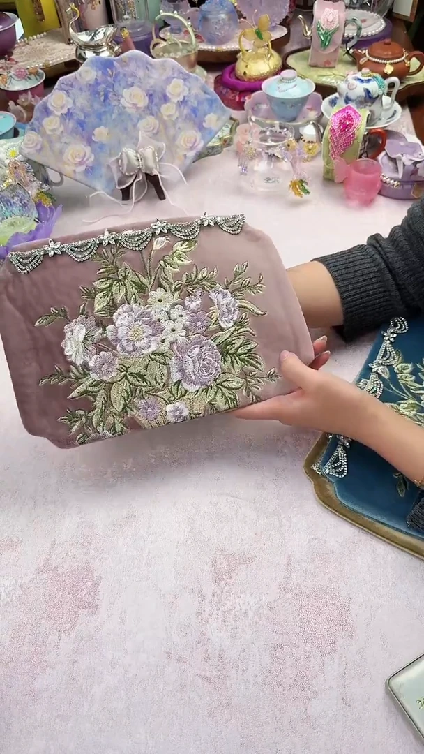 45 皮粉色丝绒茶席