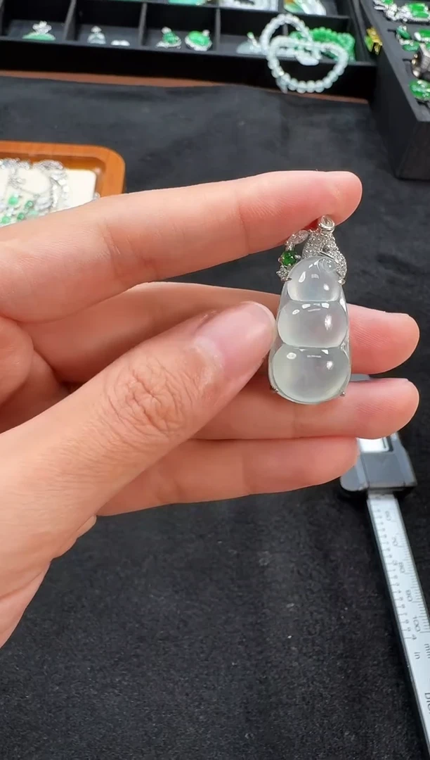 颈饰银S925镶嵌翡翠?****️挂件