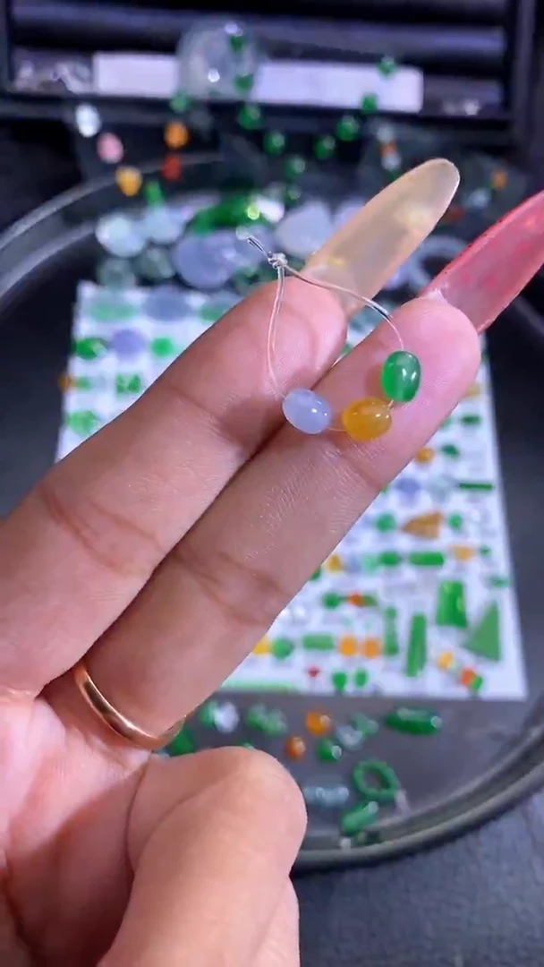 未镶嵌挂件翡翠珠子