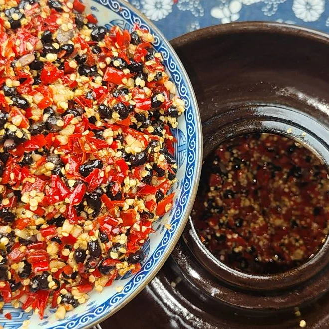 湖南特产农家传统老坛工艺辣椒酱野山椒豆豉