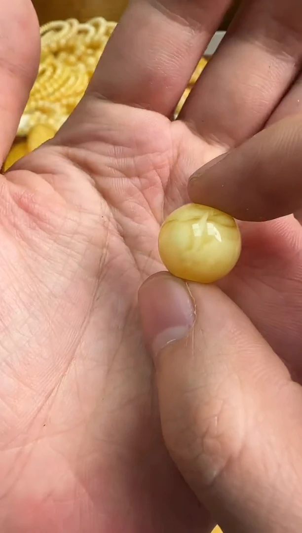 蜜蜡未镶嵌珠宝奇石蜜蜡