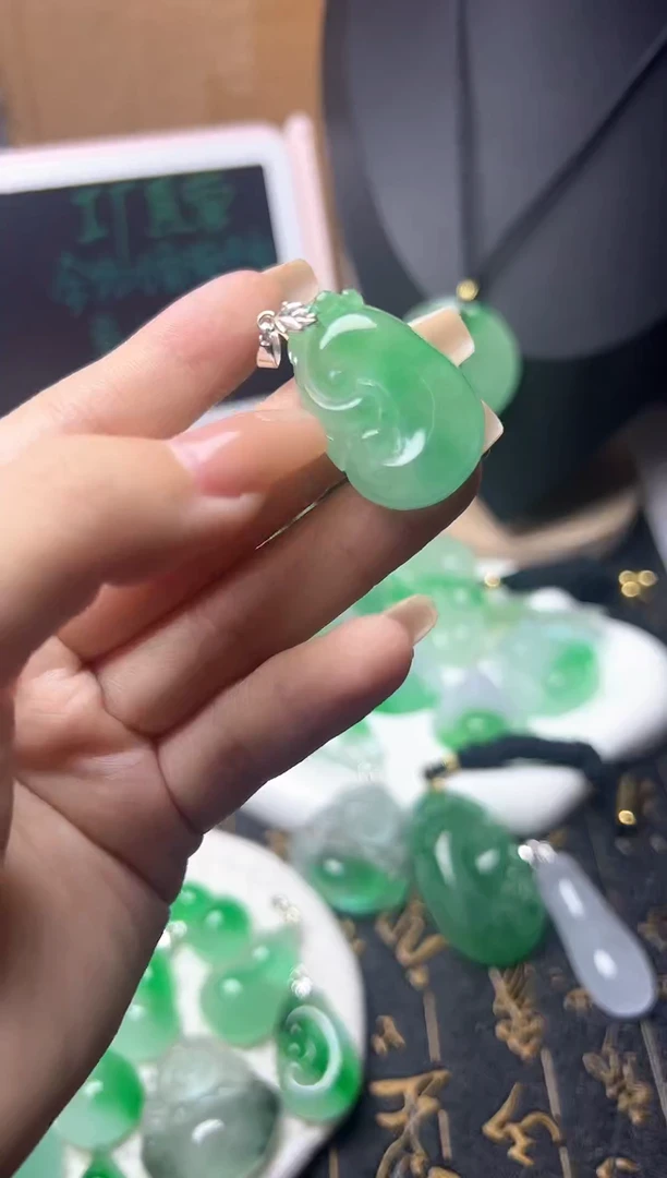 颈饰未镶嵌翡翠所见即所得，一图一物