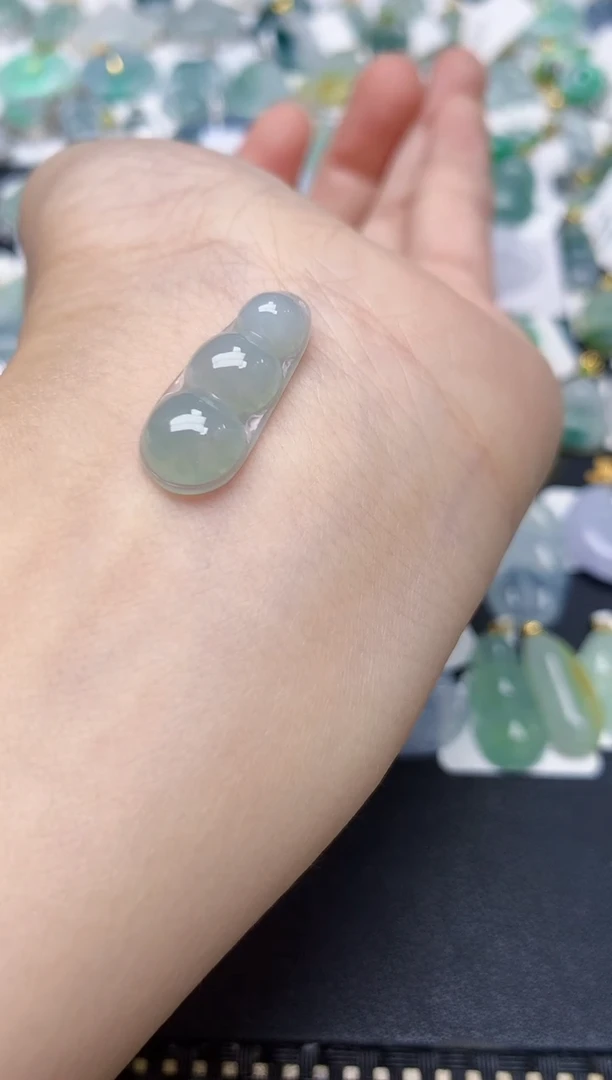 颈饰未镶嵌翡翠天然缅甸A货翡翠