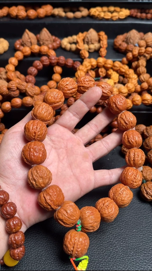 吊坠桃核八****通文玩手串
