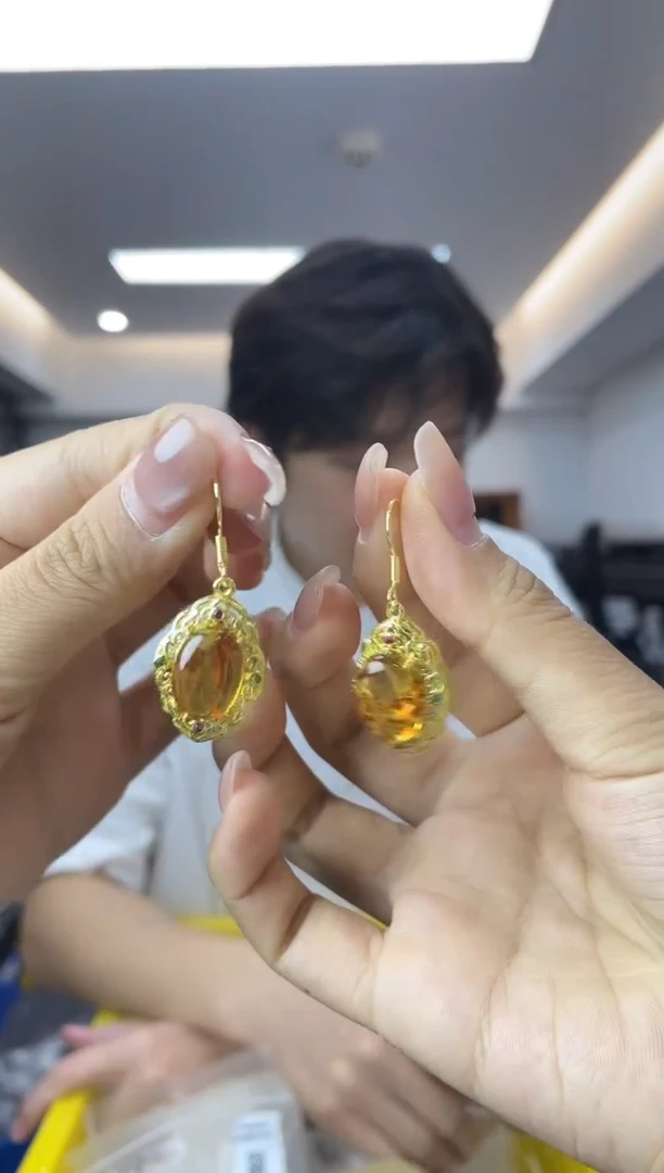 未镶嵌琥珀裸石多样性一件发货