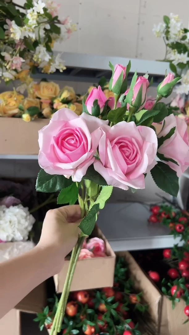 3枝粉色手感保湿妃子玫