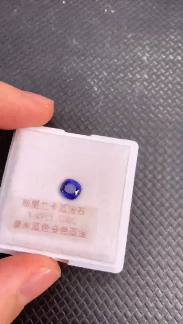 裸石蓝宝石天然皇家蓝色蓝宝石