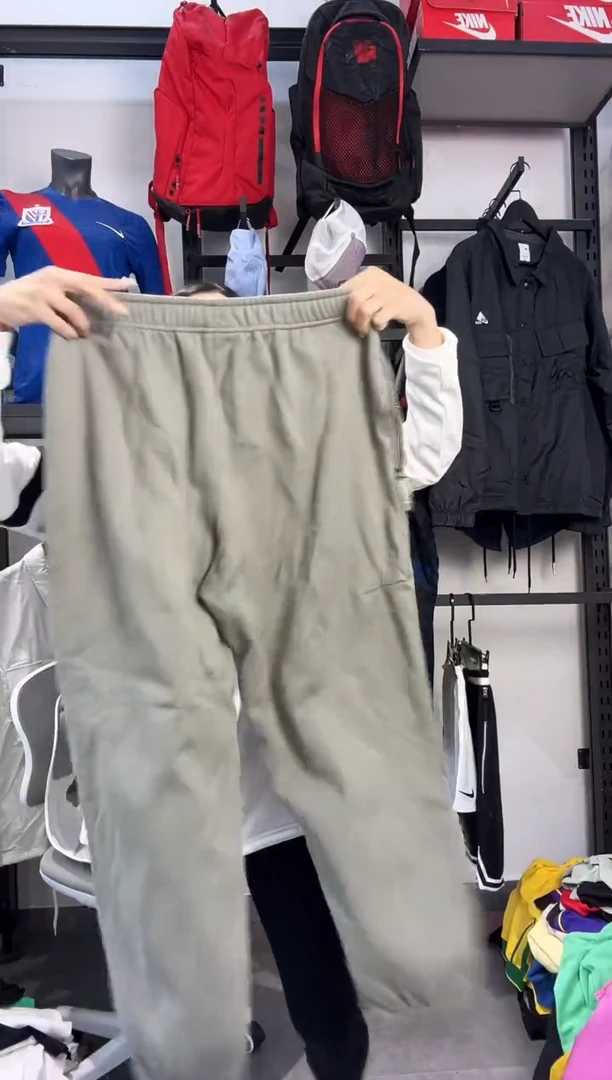 401编码 瑕疵款直播间过款为准 尺码M