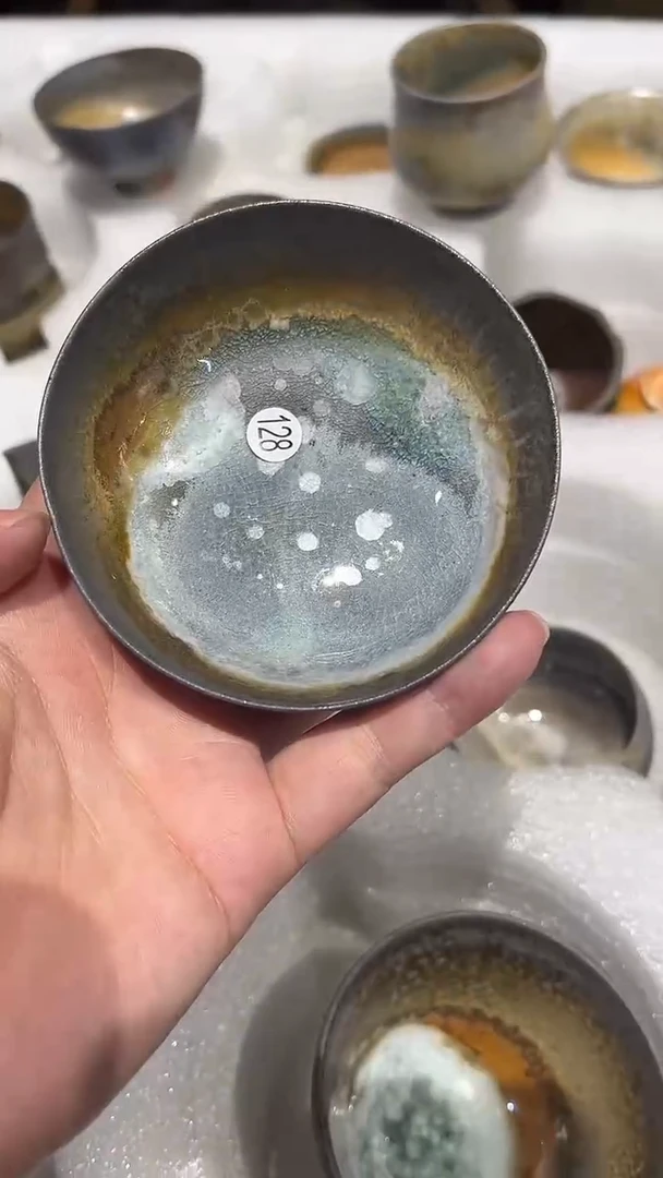 杯128号容量40-60ML中白泥有变形