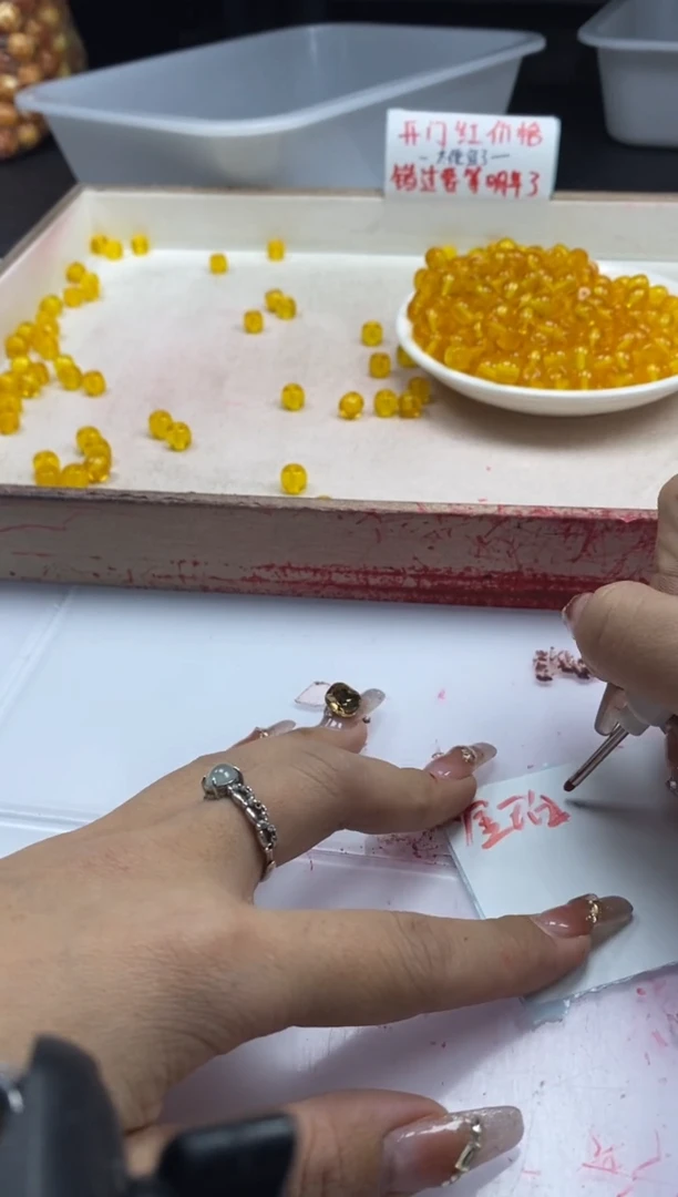 【闪购商品】蜜蜡颈饰未镶嵌w619琥珀老型8x7mm*10颗