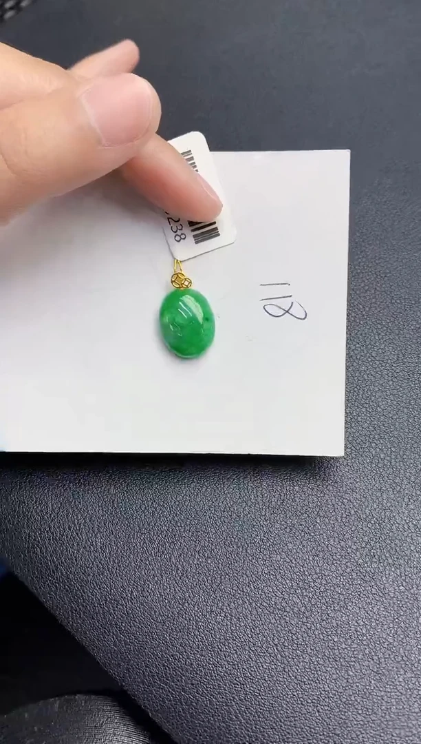 【闪购商品】翡翠颈饰18K金镶嵌000000000