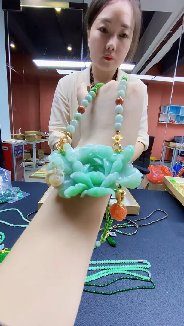 颈饰未镶嵌翡翠翡翠吊坠