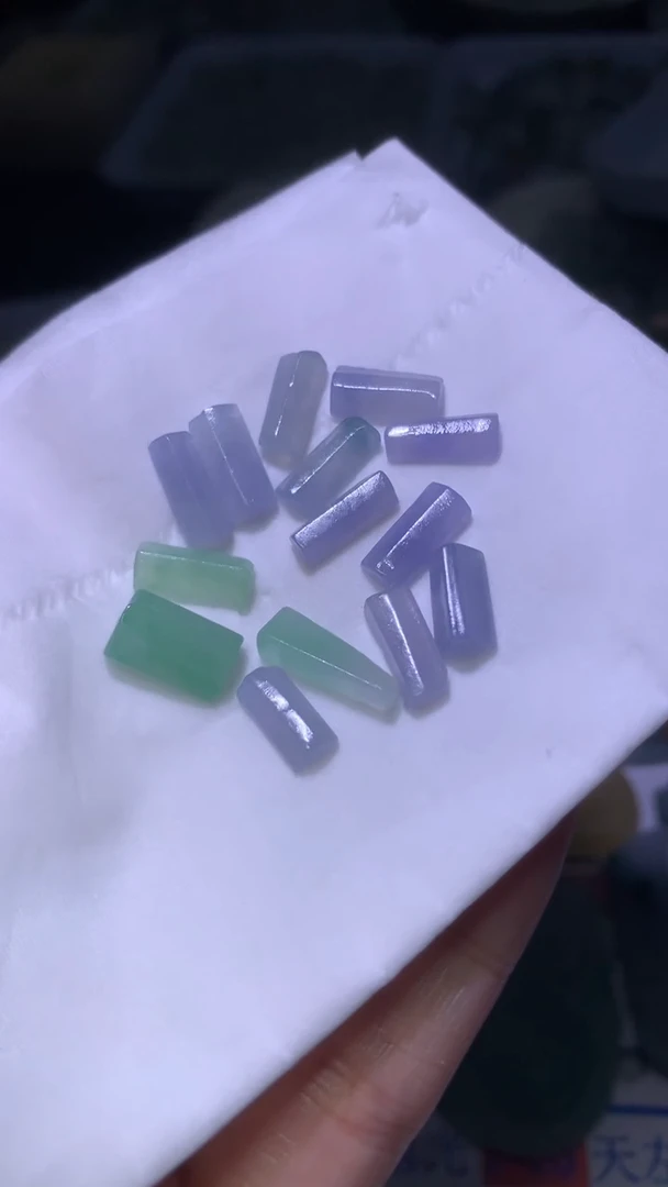 定制翡翠未镶嵌MXX023682